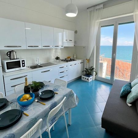 Vista Mare & Ac - Smeraldo Apartment Laigueglia Extérieur photo