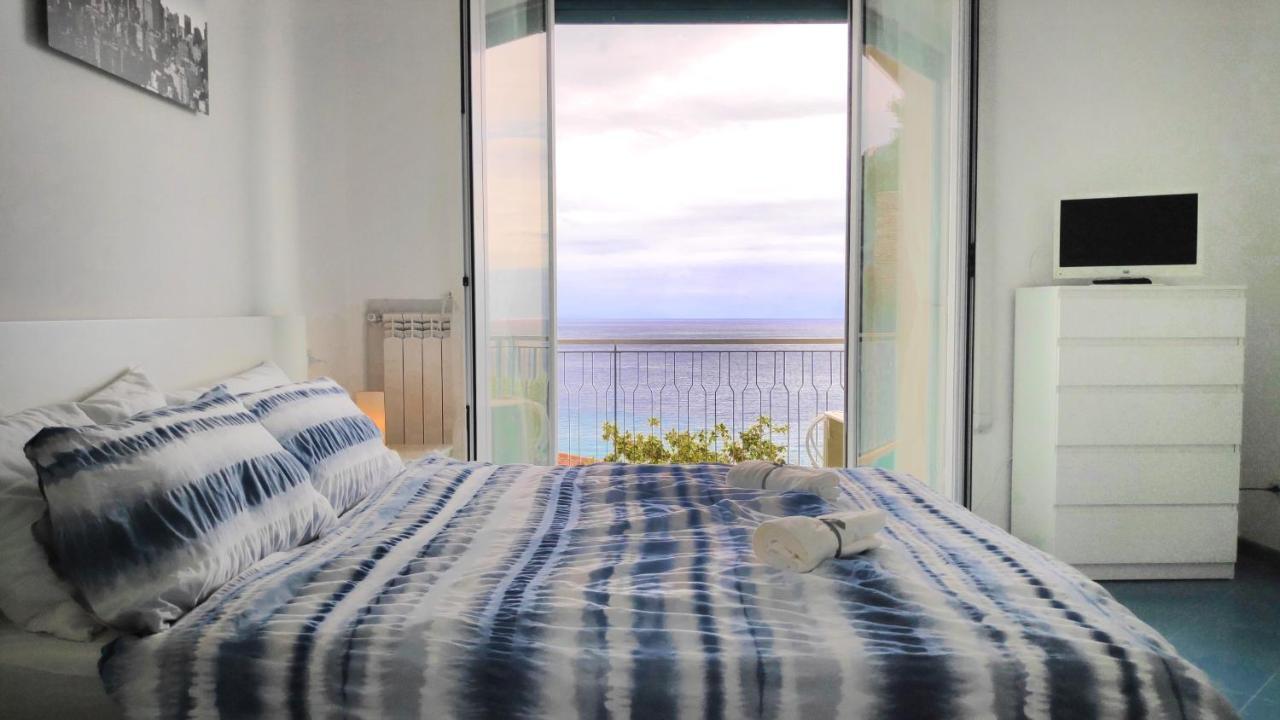 Vista Mare & Ac - Smeraldo Apartment Laigueglia Extérieur photo